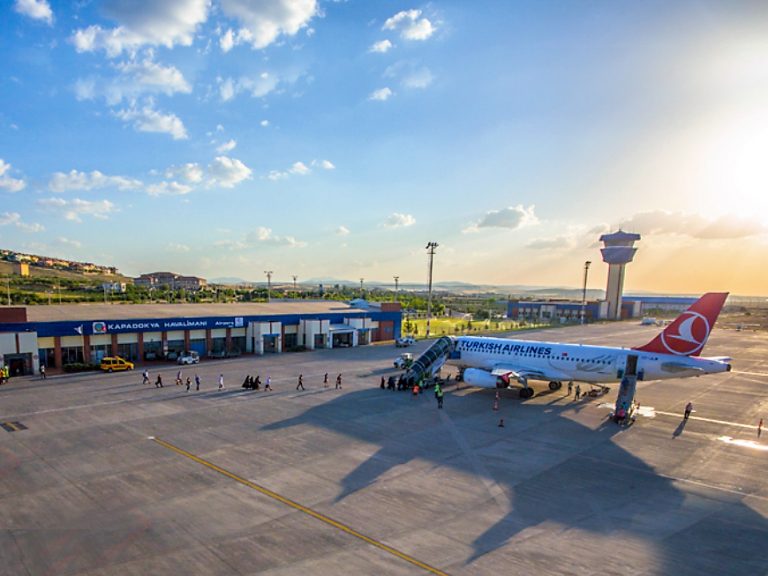 Transfert Aéroport Privé ou Navette